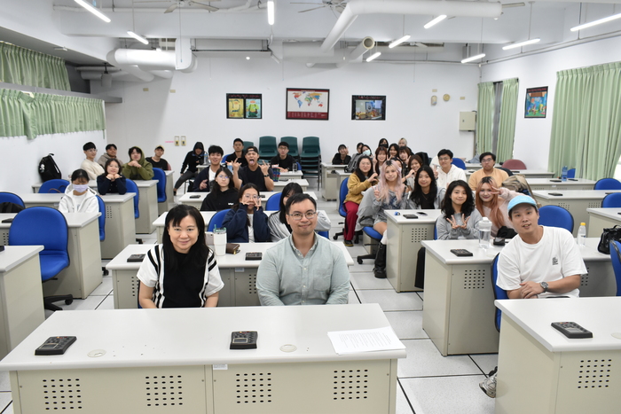 本系優秀系友金昭龍(Umas)職涯分享講座圖片